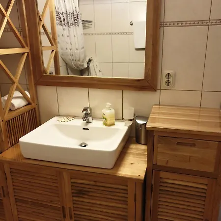 In With Terrace, Air Conditioning, Wifi, Washing Machine 4913-2 Apartmán *