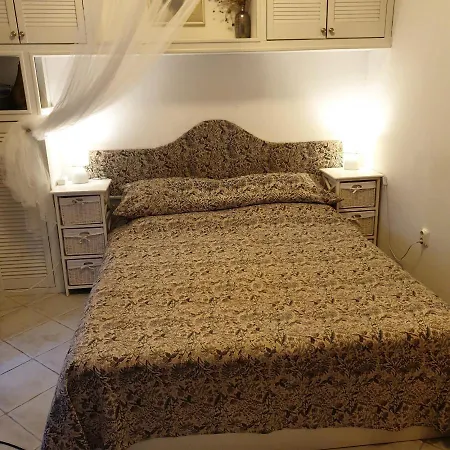 In With Terrace, Air Conditioning, Wifi, Washing Machine 4913-2 Apartment Mali Losinj
