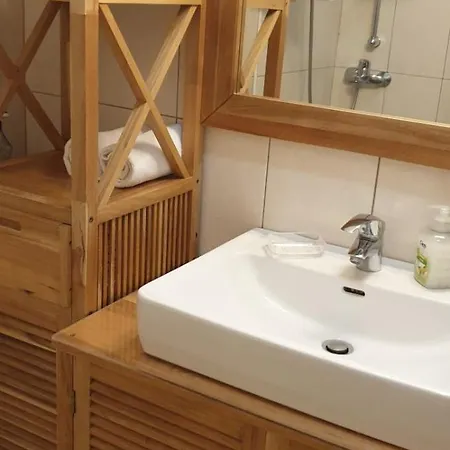 In With Terrace, Air Conditioning, Wifi, Washing Machine 4913-2 Apartmán Mali Lošinj