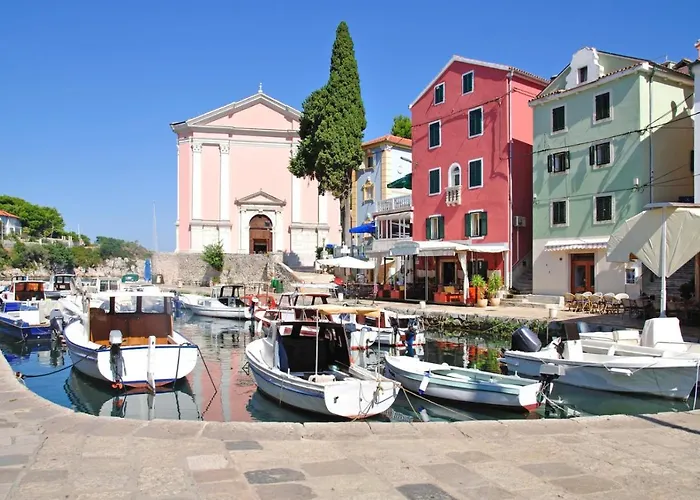 In With Terrace, Air Conditioning, Wifi, Washing Machine 4913-2 Mali Lošinj