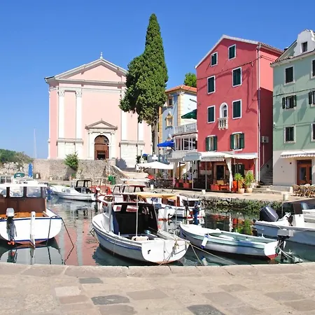 In With Terrace, Air Conditioning, Wifi, Washing Machine 4913-2 Mali Losinj