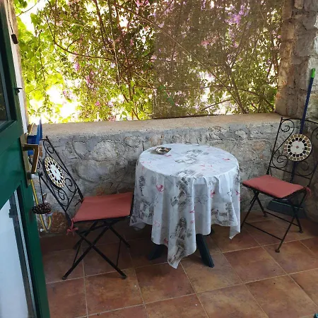 In With Terrace, Air Conditioning, Wifi, Washing Machine 4913-2 * Mali Losinj