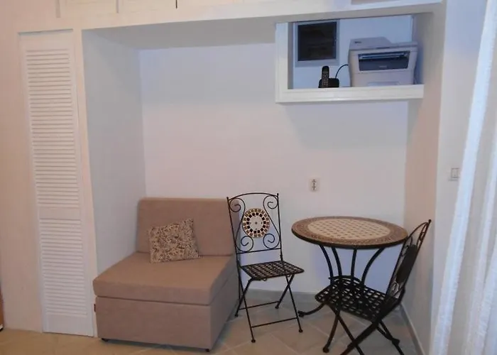 In With Terrace, Air Conditioning, Wifi, Washing Machine 4913-2 Apartman Mali Lošinj
